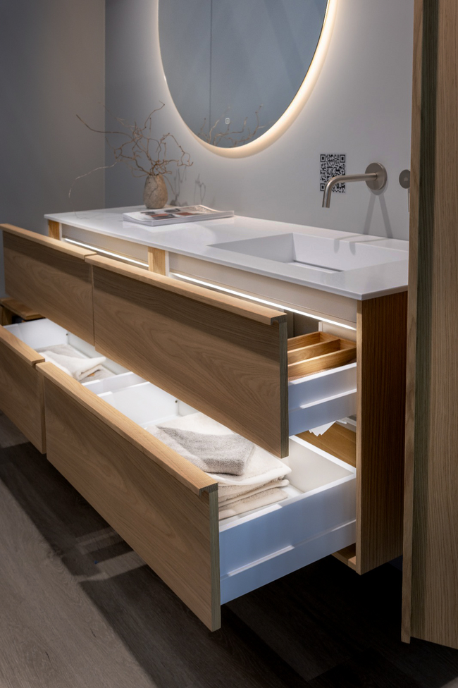 Lighting for drawers