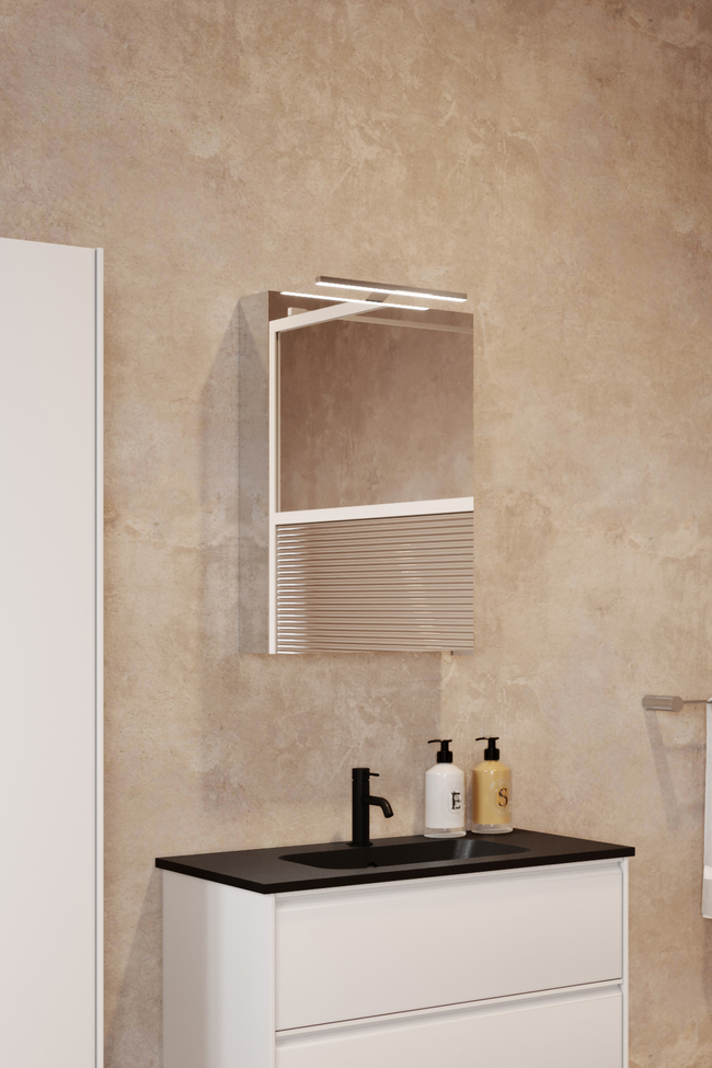 One door mirror cabinet with top lighting Modena Q05